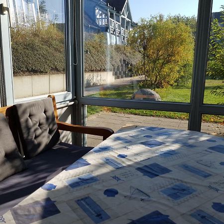 Ferienwohnung 4 Im Haus Am See Mit Wintergarten Und Terrasse Seedorf  Habitación foto